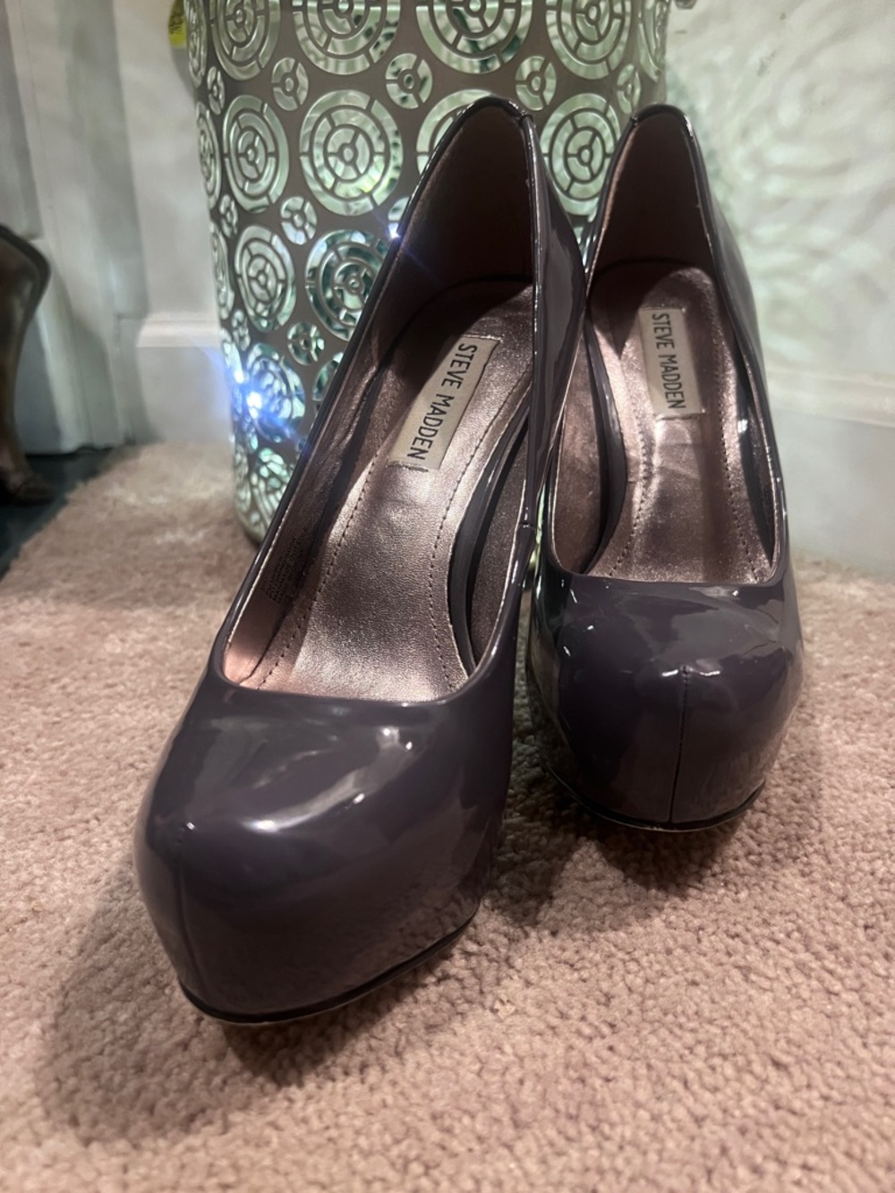 Steve Madden Gray Patent Platform Pumps